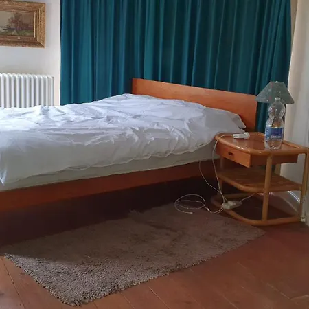 Ensuite Bedroom Bed & Breakfast